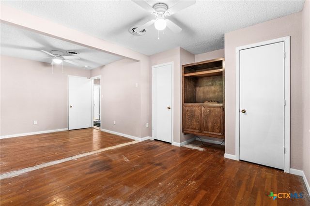 514 S 11th Street, Copperas Cove, TX 76522