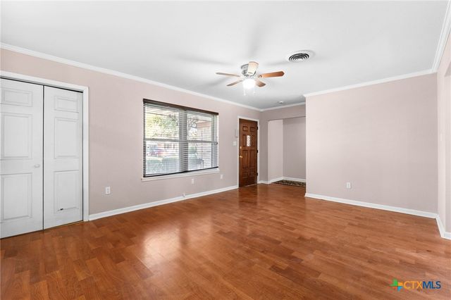 514 S 11th Street, Copperas Cove, TX 76522