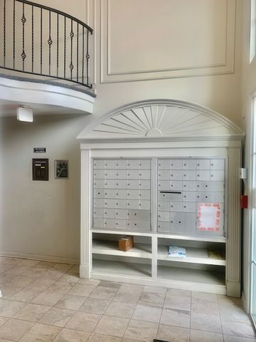 5201 Carriageway Drive 103, Rolling Meadows, IL 60008