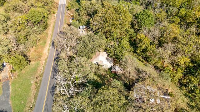 1504 State Highway 90, Jane, MO 64856