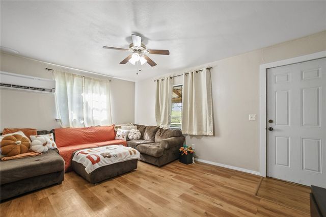 1504 State Highway 90, Jane, MO 64856