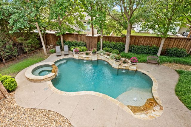 6804 Whittier Lane, Colleyville, TX 76034