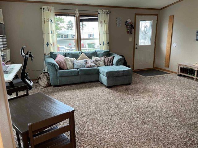 1312 104th Place NE, Blaine, MN 55434