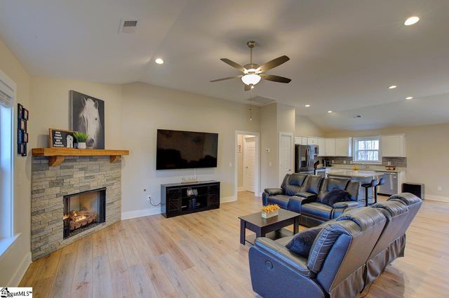 110 Sanders Drive, Easley, SC 29642