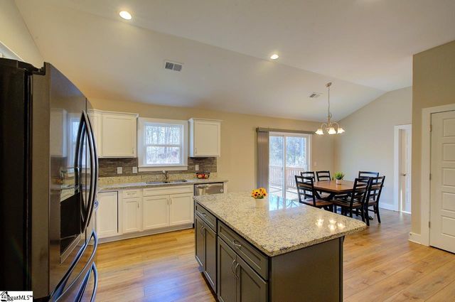 110 Sanders Drive, Easley, SC 29642