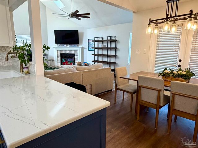 3110 Leesburg Sq, Pensacola, FL 32504