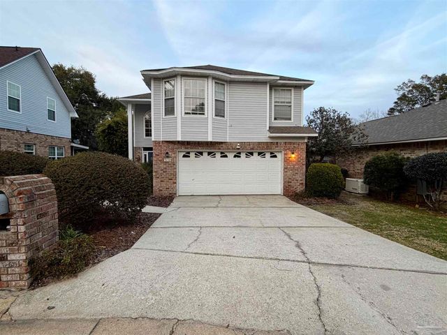 3110 Leesburg Sq, Pensacola, FL 32504