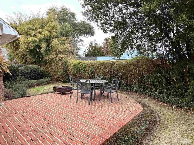 3110 Leesburg Sq, Pensacola, FL 32504