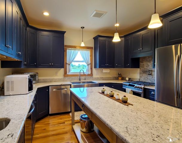 1827 Newport Road, Ash Twp, MI 48166