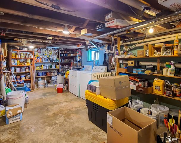 1827 Newport Road, Ash Twp, MI 48166