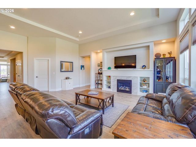 1016 N 44TH Pl, Ridgefield, WA 98642