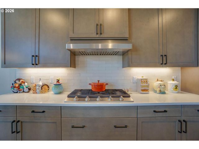 1016 N 44TH Pl, Ridgefield, WA 98642