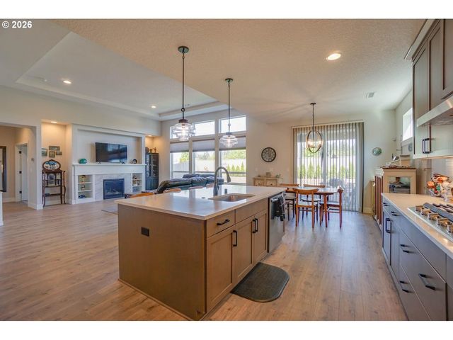 1016 N 44TH Pl, Ridgefield, WA 98642