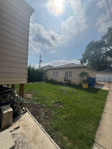 5452 N Central Avenue 1, Chicago, IL 60630