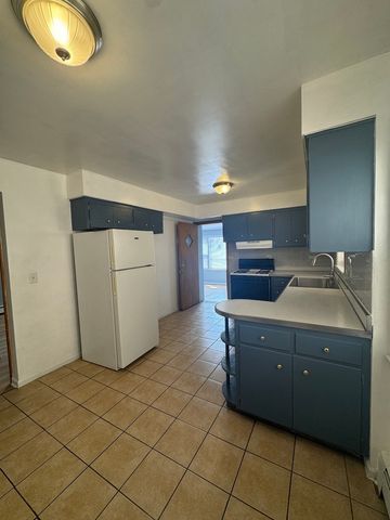 5452 N Central Avenue 1, Chicago, IL 60630