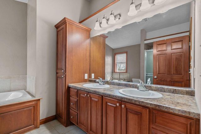 1290 Pemmican COURT, Neenah, WI 54956