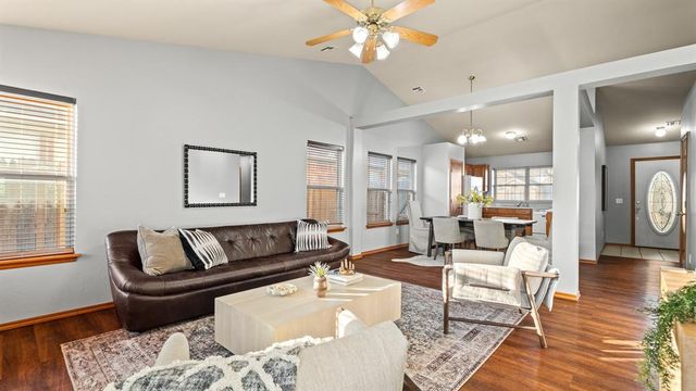 10636 NW 34th Terrace, Yukon, OK 73099