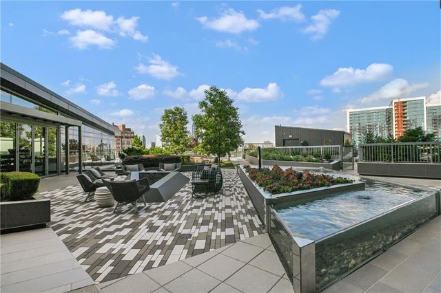 3107 Peachtree NE Road 2003, Atlanta, GA 30305