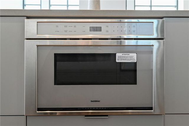 3107 Peachtree NE Road 2003, Atlanta, GA 30305