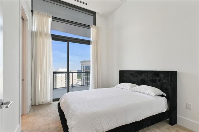 3107 Peachtree NE Road 2003, Atlanta, GA 30305