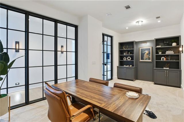 3107 Peachtree NE Road 2003, Atlanta, GA 30305