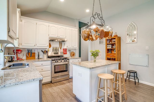8713 Sunset Trace Drive, Fort Worth, TX 76244