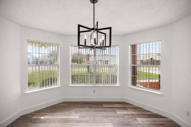 2001 Jessica Way, Navarre, FL 32566