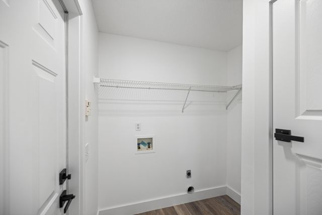 2001 Jessica Way, Navarre, FL 32566