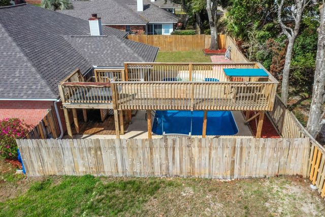 2001 Jessica Way, Navarre, FL 32566