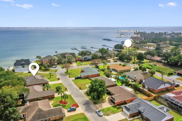 2001 Jessica Way, Navarre, FL 32566