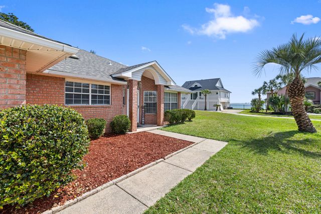 2001 Jessica Way, Navarre, FL 32566