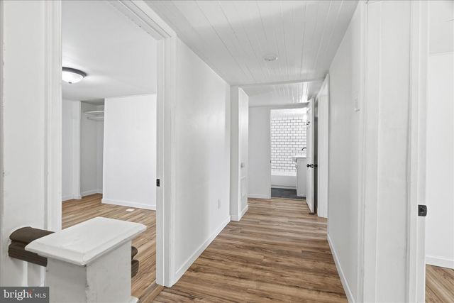 145 E MAIN ST, Hancock, MD 21750