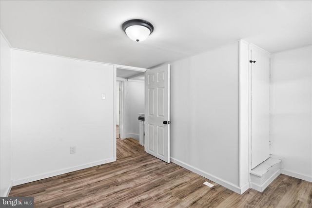 145 E MAIN ST, Hancock, MD 21750