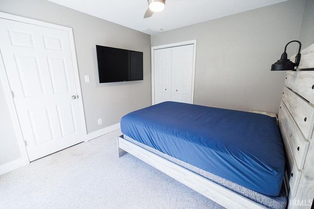 9405 S Pointe LaSalles Drive, Bloomington, IN 47401
