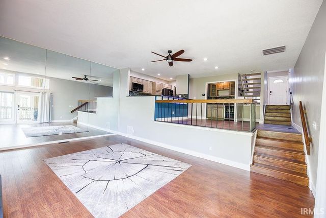 9405 S Pointe LaSalles Drive, Bloomington, IN 47401