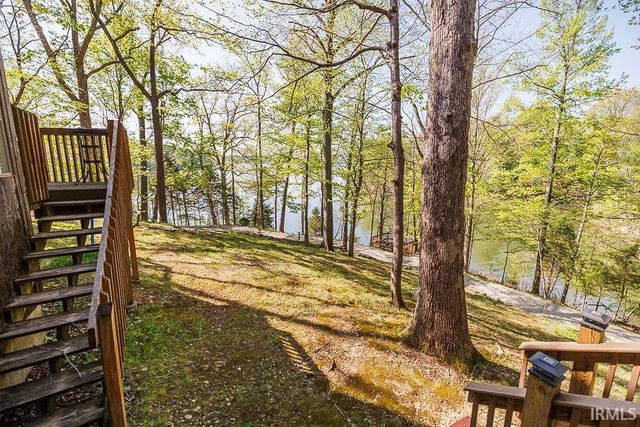9405 S Pointe LaSalles Drive, Bloomington, IN 47401