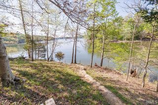 9405 S Pointe LaSalles Drive, Bloomington, IN 47401