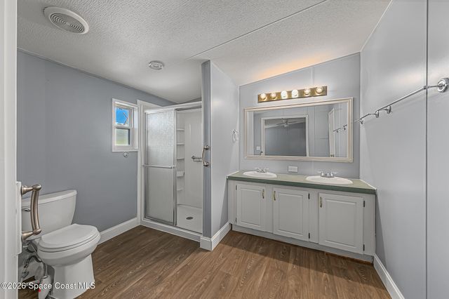 3132 Indian River Drive NE, Palm Bay, FL 32905