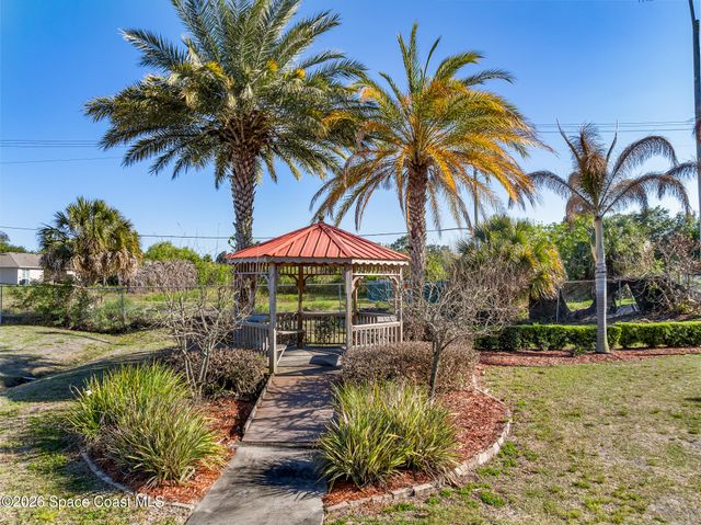 3132 Indian River Drive NE, Palm Bay, FL 32905