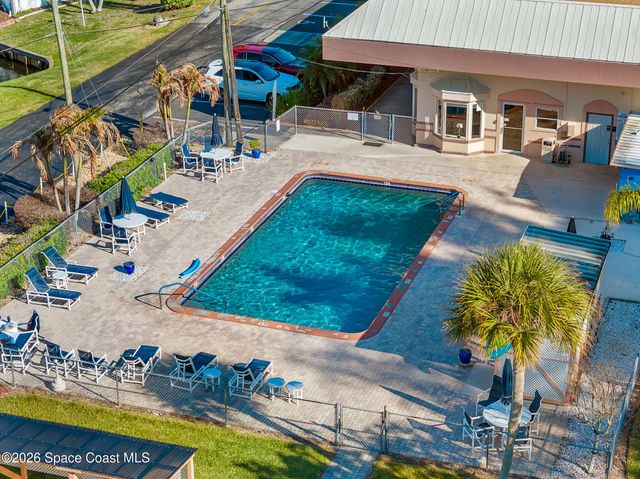 3132 Indian River Drive NE, Palm Bay, FL 32905