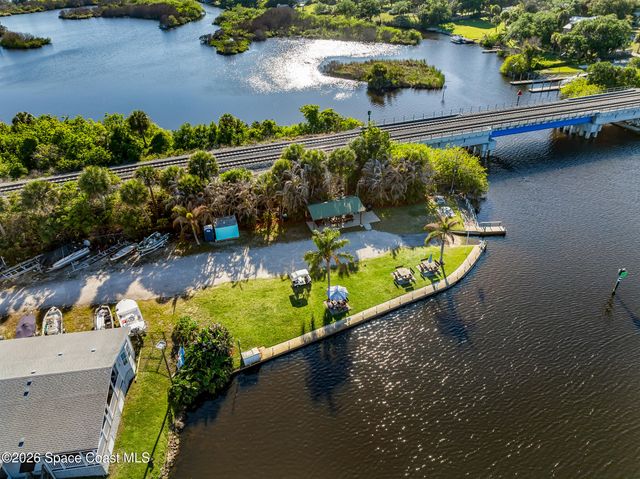 3132 Indian River Drive NE, Palm Bay, FL 32905