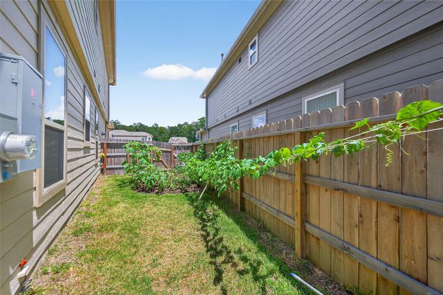 27571 Bello Bend Lane, Magnolia, TX 77354