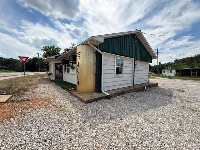 15 Main Street, Mammoth Spring, AR 72554