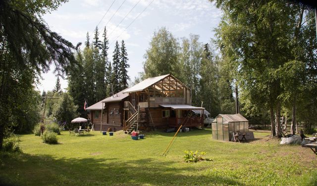 578 FARMERS LOOP ROAD, Fairbanks, AK 99712