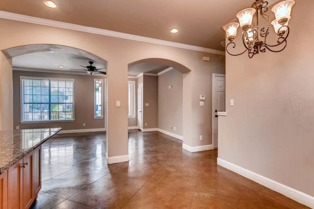 906 Juniper ST, Austin, TX 78702