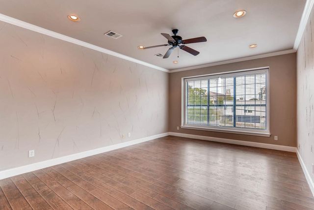 906 Juniper ST, Austin, TX 78702