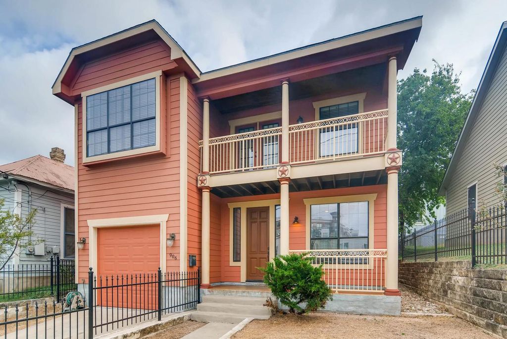 906 Juniper ST, Austin, TX 78702