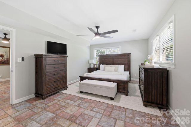 6621 Fair Lawn Road, Charlotte, NC 28215