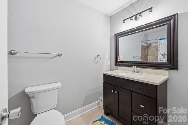 6621 Fair Lawn Road, Charlotte, NC 28215