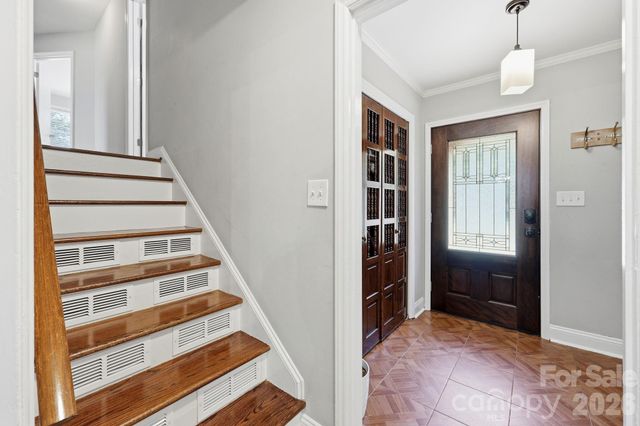 6621 Fair Lawn Road, Charlotte, NC 28215